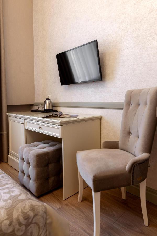 Royal Mini-Apart Hotel On Rynok Square Lviv Luaran gambar