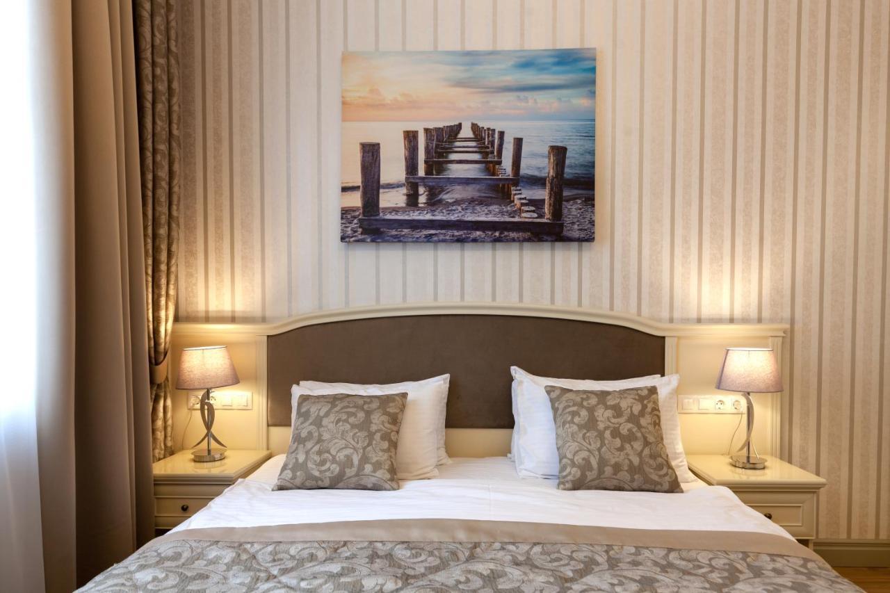 Royal Mini-Apart Hotel On Rynok Square Lviv Luaran gambar