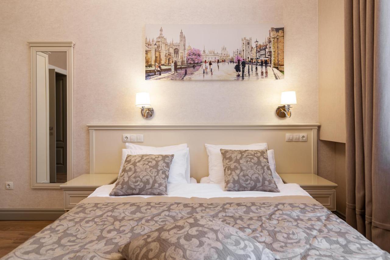 Royal Mini-Apart Hotel On Rynok Square Lviv Luaran gambar
